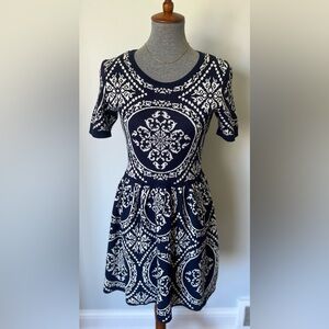 Romeo & Juliet Couture Navy & White Sweater Dress Size M
